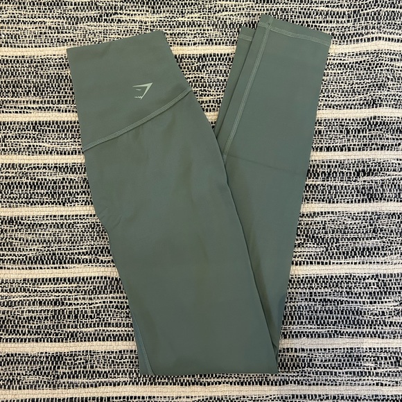 ❌SOLD❌Gymshark Elevate Leggings - Picture 1 of 3